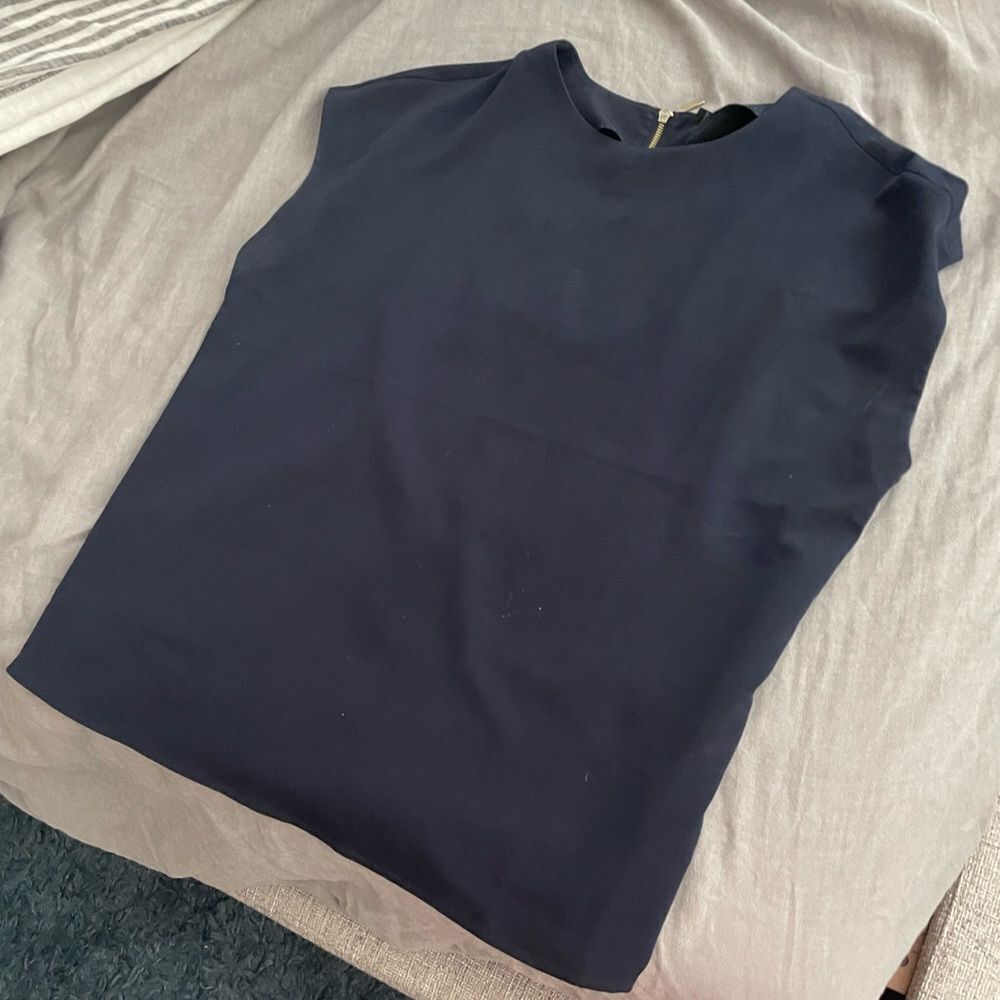 Dynamite Women's XS Blue Dress Creped Shirt